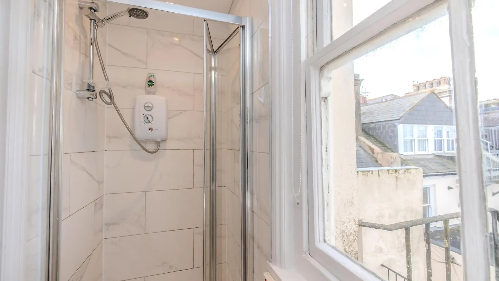 Luxe City Living L 2-Bedroom Flat With Free Parking Brighton